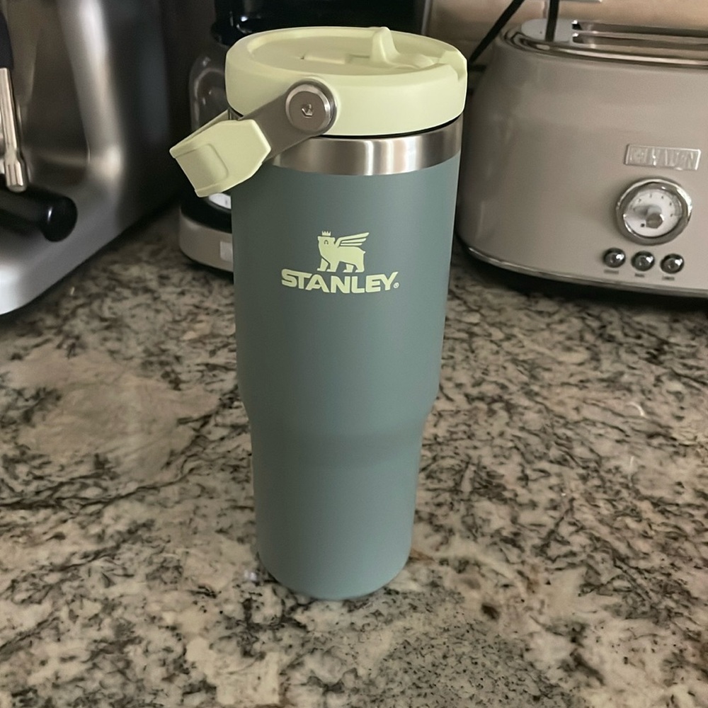 30 oz Stanley!